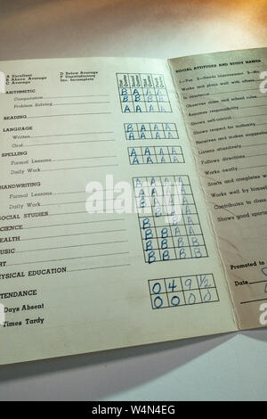 Scuola elementare Report Card, 1950, STATI UNITI D'AMERICA Foto Stock