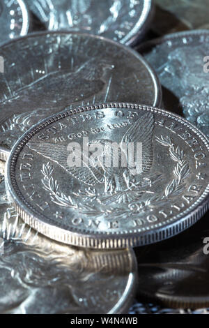 Stati Uniti storico argento dollari still life Foto Stock