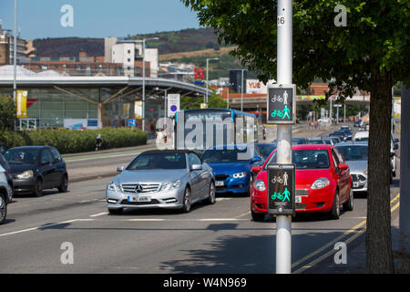 Attraversamento stradale per pedoni e ciclisti Foto Stock