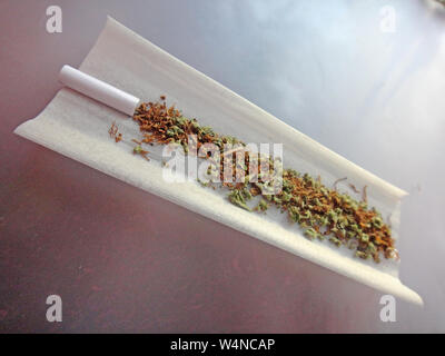 Sigaretta medica limone comune haze Cannabis sfondo macro arte stampe di alta qualità prodotti cinquanta megapixel Foto Stock