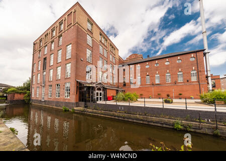 Wigan Town Center, sistema di cal e Wigan Athlectic football club Foto Stock