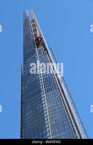 LONDON, Regno Unito - 15 Maggio 2012: Shard London Bridge Building a Londra. Come di 2012, è l'edificio più alto nell'Unione europea. Foto Stock