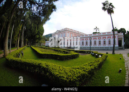 Petropolis, Brasile, 29 aprile 2011. Il Museo Imperiale, situato nel centro storico della città di Petropolis nello stato di Rio de Janeiro Foto Stock