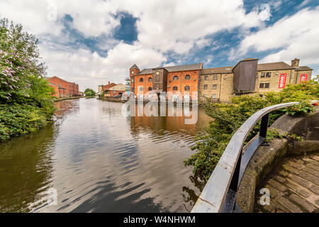 Wigan Town Center, sistema di cal e Wigan Athlectic football club Foto Stock