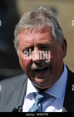 Londn, UK, 24 luglio 2019 Samuel Sammy Wilson, Unione Democratica parte MP. I politici di Westminster il giorno Boris Johnson ha nominato primo ministro. Credito: JOHNNY ARMSTEAD/Alamy Live News Foto Stock