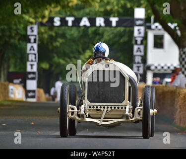 Hermann Layher, Benz 200hp, Blitzen Benz, shootout finale, Goodwood Festival della velocità, 2019, Festival della velocità, velocità re, Motorsport Breake Record Foto Stock