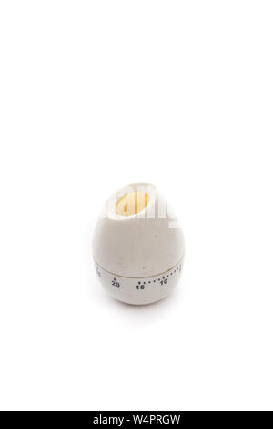 Uovo come un timer da cucina isolato Foto Stock
