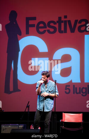 Camaiore, Italia. Il 24 luglio, 2019. La band italiana EX-OTAGO sul palco del festival gaber a Camaiore. Credito: Stefano Dalle Luche/Pacific Press/Alamy Live News Foto Stock