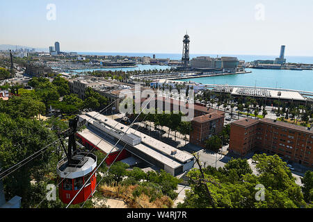 Vista della Torre de Sant Sebastián in Barcellona, la Catalogna in Spagna Foto Stock