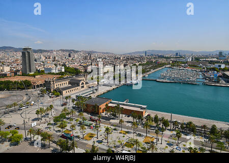 Vista della Torre de Sant Sebastián in Barcellona, la Catalogna in Spagna Foto Stock