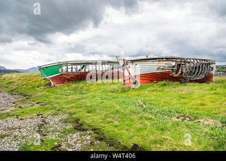 Barche abbandonate, Machaire Rabhartaigh - Mageroarty, Donegal, Irlanda Foto Stock