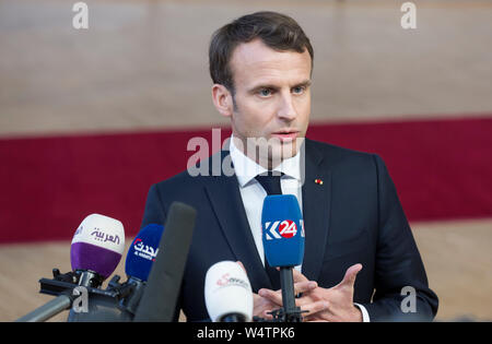 Il Belgio, Bruxelles, Aprile 10th, 2019: Vertice europeo sulla Brexit, del Regno Unito di uscire dall'Unione europea. Il Presidente francese Emmanuel Macron parlando con il pr Foto Stock