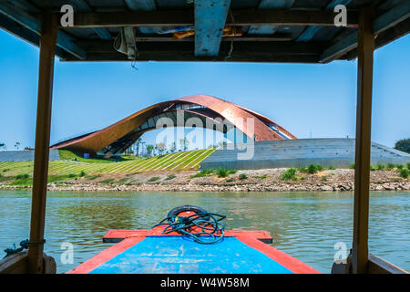 Nakhon Sawan, Tailandia - 12 Aprile 2019: Vista di Pasan, il memorial building per l'origine del Fiume Chao Phraya in Nakhon Sawan, Thailandia. Questo è t Foto Stock