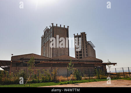 Edifici abbandonati in Barreiro, Lisbona, Portogallo Foto Stock