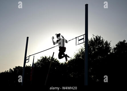 Leverkusen, Deutschland. Il 24 luglio, 2019. Funzione, Bo Kanda LITA BAEHRE, Germania, azione, pole vault degli uomini, meeting di atletica classici di Bayer su 24.07.2019 a Leverkusen/Germania. | Utilizzo di credito in tutto il mondo: dpa/Alamy Live News Foto Stock