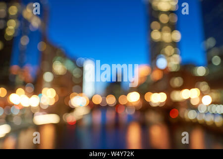 Defocalizzata colpo di Chicago di notte. Foto Stock