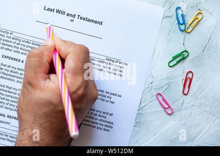 Persona vuota di riempimento Testamento, forma. Vista superiore Foto Stock