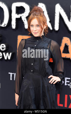 New York, NY - Luglio 25, 2019: Mina Sundwall assiste l'arancione è il nuovo nero' finale di stagione in prima mondiale al Lincoln Center Alice Tully Hall Foto Stock