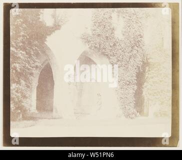 L'antica Sacrestia, Lacock Abbey, Wilts, William Henry Fox Talbot (inglese, 1800 - 1877), 1845, salata stampa di carta a partire da un negativo di carta, 16,5 × 20,6 cm (6 1/2 x 8 1/8 in Foto Stock