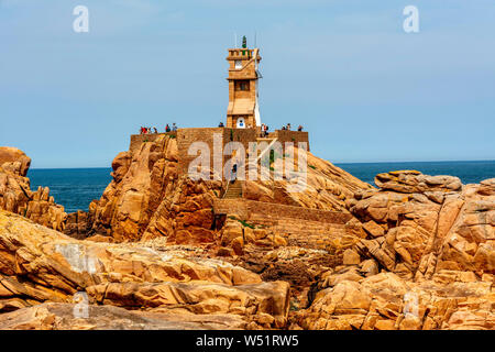 Paon faro sull'Ile de Brehat, Cotes d'Armor dipartimento, Bretagne, Francia Foto Stock