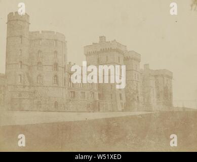 Il Castello di Windsor, Sud anteriore, William Henry Fox Talbot (inglese, 1800 - 1877), Windsor, Inghilterra, estate 1841-1845, salata stampa di carta a partire da un negativo di carta, 16,4 × 21,4 cm (6 7/16 x 8 7/16 in Foto Stock