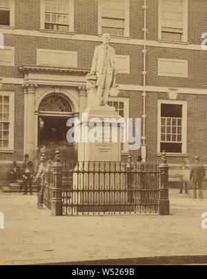 Statua di George Washington, Philadelphia, Pennsylvania, James Cremer (British, 1821 - 1893), circa 1876, albume silver stampa Foto Stock