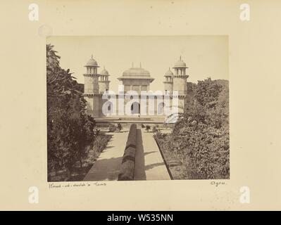 Itmad-ud-Daulah la tomba. Agra, Sconosciuto maker, Agra, India, 1887, albume silver stampa, 19,1 × 24 cm (7 1/2 x 9 7/16 in Foto Stock