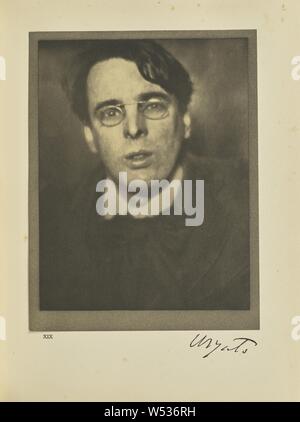 William Butler Yeats, Alvin Langdon Coburn (British, nato America, 1882 - 1966), Londra, Inghilterra, negativo a gennaio 24, 1908, stampa 1913, fotoincisione, 20,5 × 15,9 cm (8 1/16 x 6 1/4 in Foto Stock