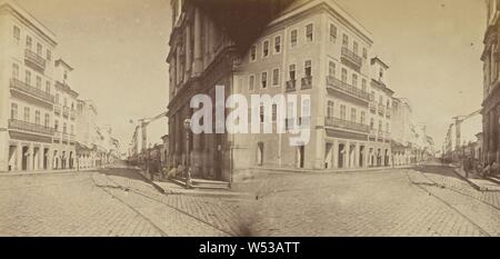 La Rua de Imperatriz em Pernambuco, Marc Ferrez (brasiliano, 1843 - 1923), Recife, Pernambuco, Brasile, Sud America, 1870, albume silver stampa, 7,9 × 16,2 cm (3 1/8 x 6 3/8 in Foto Stock