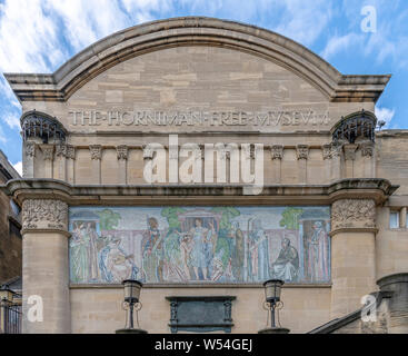 Horniman Museum vicino a Forest Hill, è stato progettato da architetto Charles Harrison Townsend, aperto nel 1901. Horniman ha insistito il museo era liberamente aperto. Foto Stock