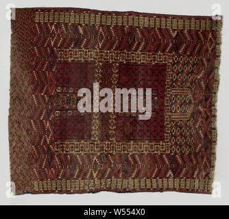 Tappeto orientale, tappeti orientali che era probabilmente utilizzato per chiudere la tenda ingresso, Tekke ensi., Tekke volk, Turkmenie, 1850 - 1900, ketting, h 141 cm × W 124 cm Foto Stock