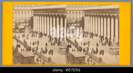 Vista del Palais de la Bourse, o il Palais Brongniart di Parigi, La Bourse (titolo in oggetto), Exchange, Bourse, facciata (o casa o edificio), Palais Brongniart, anonimo, Parigi, c. 1850 - c. 1880, carta fotografica, cartone, albume stampa, h 88 mm × W 176 mm Foto Stock