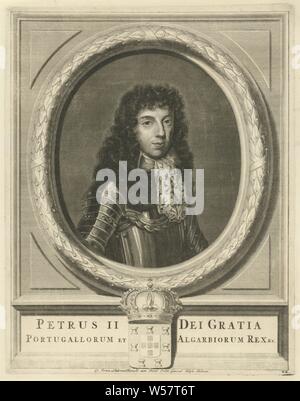 Ritratto di Pietro II del Portogallo, Pietro II, re del Portogallo, Pietro II (Re del Portogallo), Pieter van Gunst (menzionato in oggetto), Amsterdam, 1683 - 1731, carta, attacco, h 359 mm × W 283 mm Foto Stock