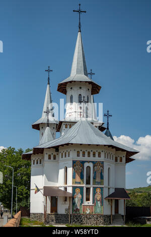 Nuova Chiesa Ortodossa della Natività di Maria, Rogoz, Maramures, Romania Foto Stock