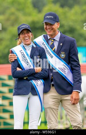 Hickstead, Regno Unito. 26 Luglio, 2019. Vincente squadra svedese soci all'Longines FEI Jumping Nations Cup di Gran Bretagna. Credit Elli Birch/SIP Agenzia fotografica/Alamy live news. Foto Stock