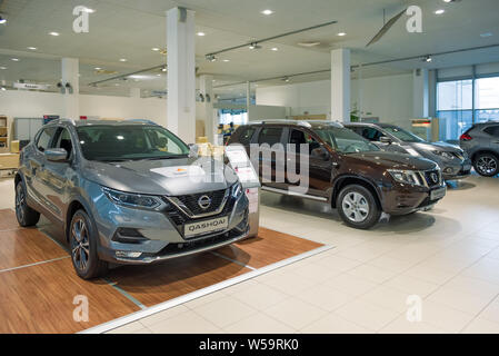 SAINT-Petersburg, Russia - Luglio 09, 2019: Nuova Nissan vetture della concessionaria ufficiale Foto Stock