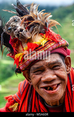 Un ritratto di un Ifugao uomo tribale, Banaue, Luzon, Filippine Foto Stock