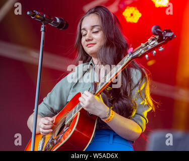 Walton-on-Thames, Sabato 20 Luglio, 2019. Il Barrio Fiesta a Londra è il Regno Unito e l'Europa il più grande festival filippino che è nel suo trentacinquesimo anno. Foto Stock