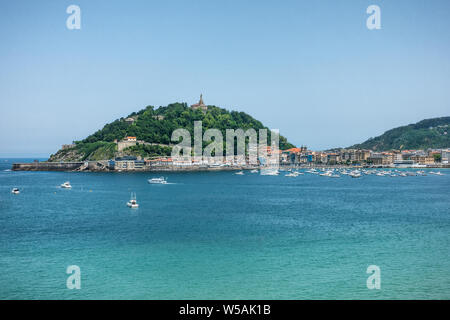 Concha Bay e le spiagge Kontxa in San Sebastian Foto Stock