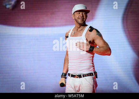 Donnie Wahlberg dei bambini sul blocco di Boy Band (anche inizializzato come NKOTB) eseguito un sold out show all'Scotiabank Arena a Toronto. Foto Stock