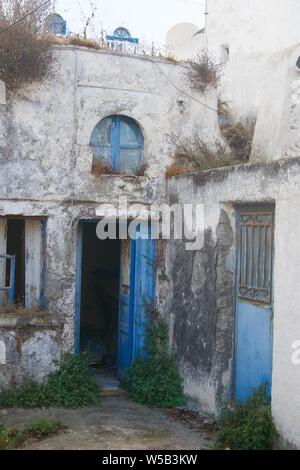 Porta rustico di Grotta Home in Santorini Foto Stock