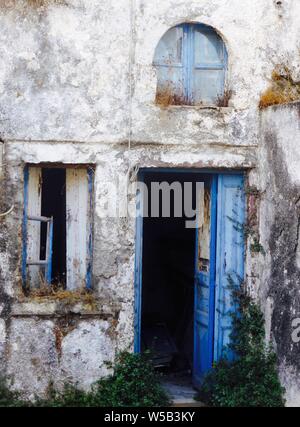 Porta rustico di Grotta Home in Santorini Foto Stock