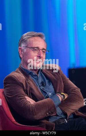 Paolo Bonolis Carlo Conti e Jerry Scotti assiste al Maurizio Costanzo Show Foto Stock