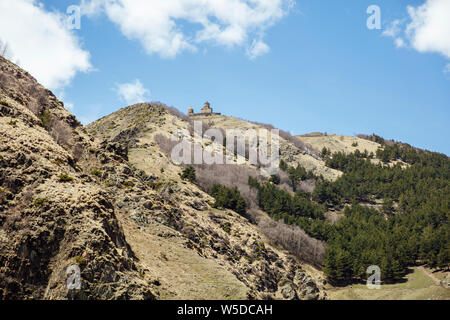 Vista in alta montagna latitude alla regione Mtskheta-Mtianeti in Georgia Foto Stock