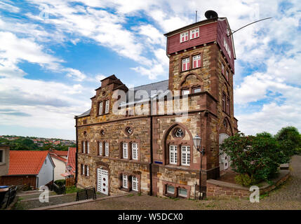 La gioventù e il centro culturale (ex caserma dei vigili del fuoco) a Bad Wildungen, Germania Foto Stock