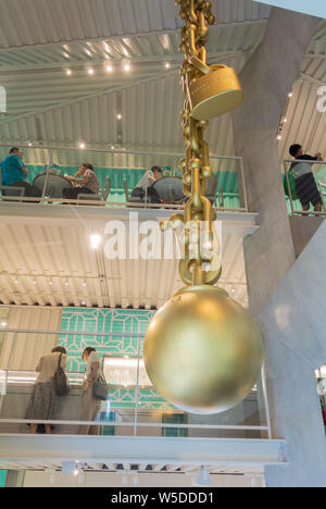 I clienti di Tiffany Cafe a Harajuku cat street, Tokyo, Giappone, 2019 Foto Stock