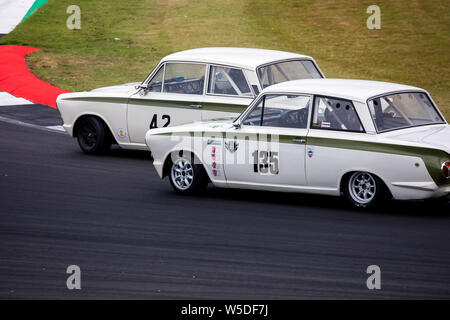 Qualifica: Transatlantic Trophy per pre '66 Touring Cars a Silverstone Classic Foto Stock