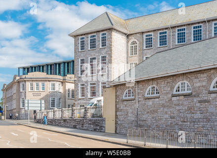Università di Plymouth. L'edificio di Reynolds in Coburg Street nel centro della citta'. Devon. In Inghilterra. Regno Unito. Foto Stock