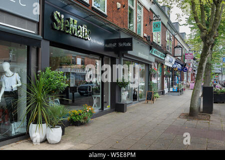 Una vista generale del London Road in Alderley Edge, Cheshire, Regno Unito. Foto Stock