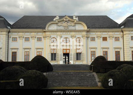 Castello Harrach, Halbturn Palace, Schloss Halbturn, Halbturn, Féltorony, Austria, Europa Foto Stock